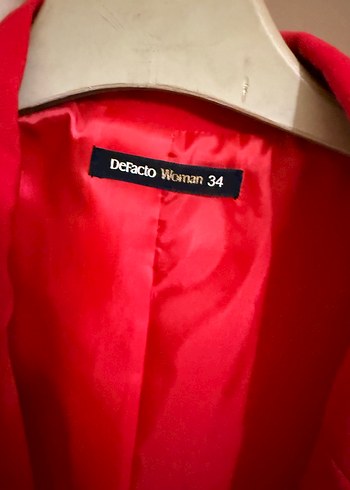 Kırmızı Kadın Düğmeli Midi ikili takım elbise - Görsel 5