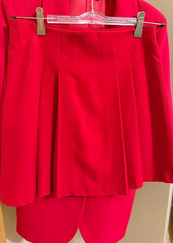 Kırmızı Kadın Düğmeli Midi ikili takım elbise - Görsel 9