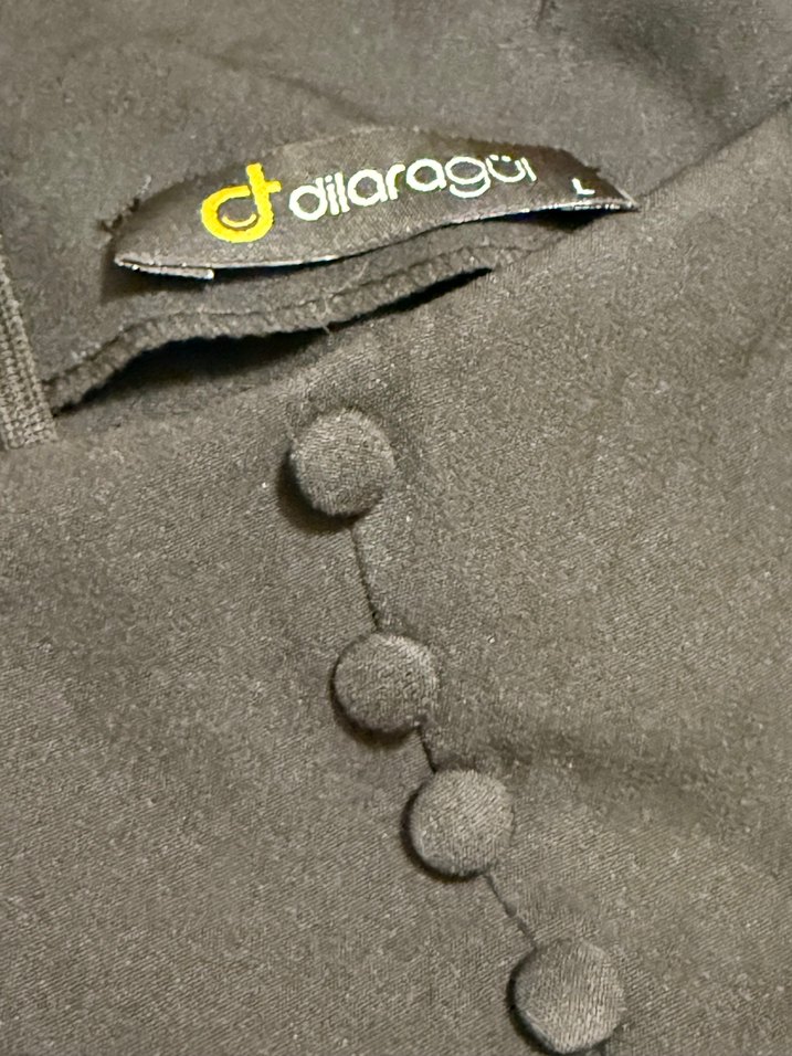 Uzun siyah V Yaka Drapeli Kadın Elbise - Görsel 2