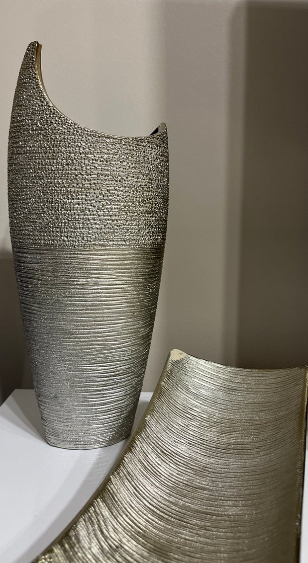 Gri ve Altın Renkli Dekoratif Vazo - Görsel 3
