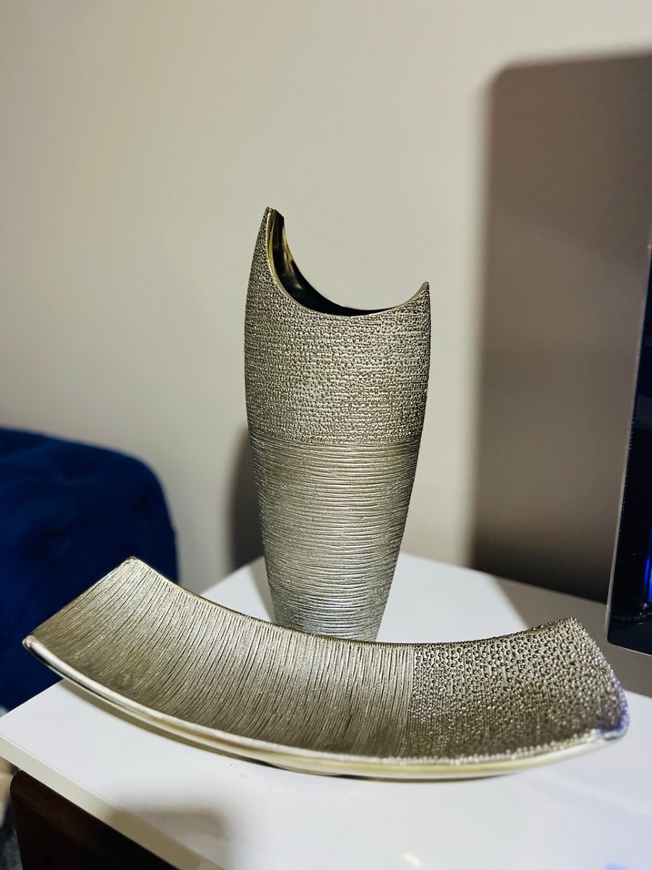 Gri ve Altın Renkli Dekoratif Vazo - Görsel 2