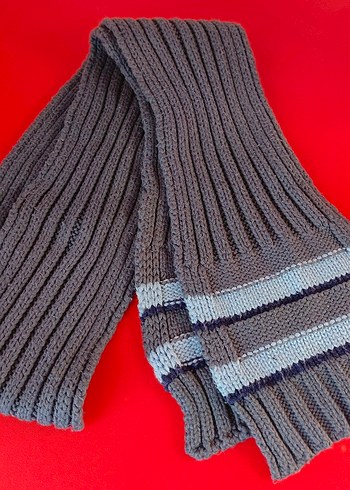 Gri Nakışlı Örme Bere ve Atkı Seti - Görsel 3