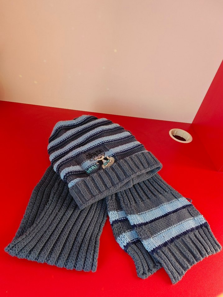 Gri Nakışlı Örme Bere ve Atkı Seti - Görsel 5