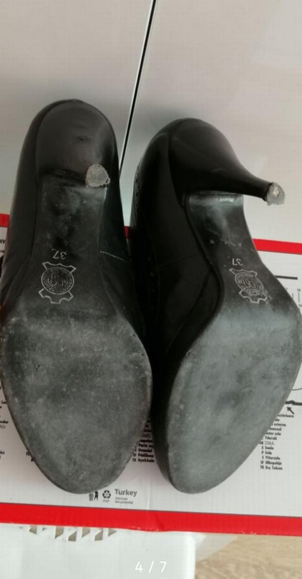 Siyah Deri Dantel Detaylı Topuklu Kadın Ayakkabı - Görsel 4