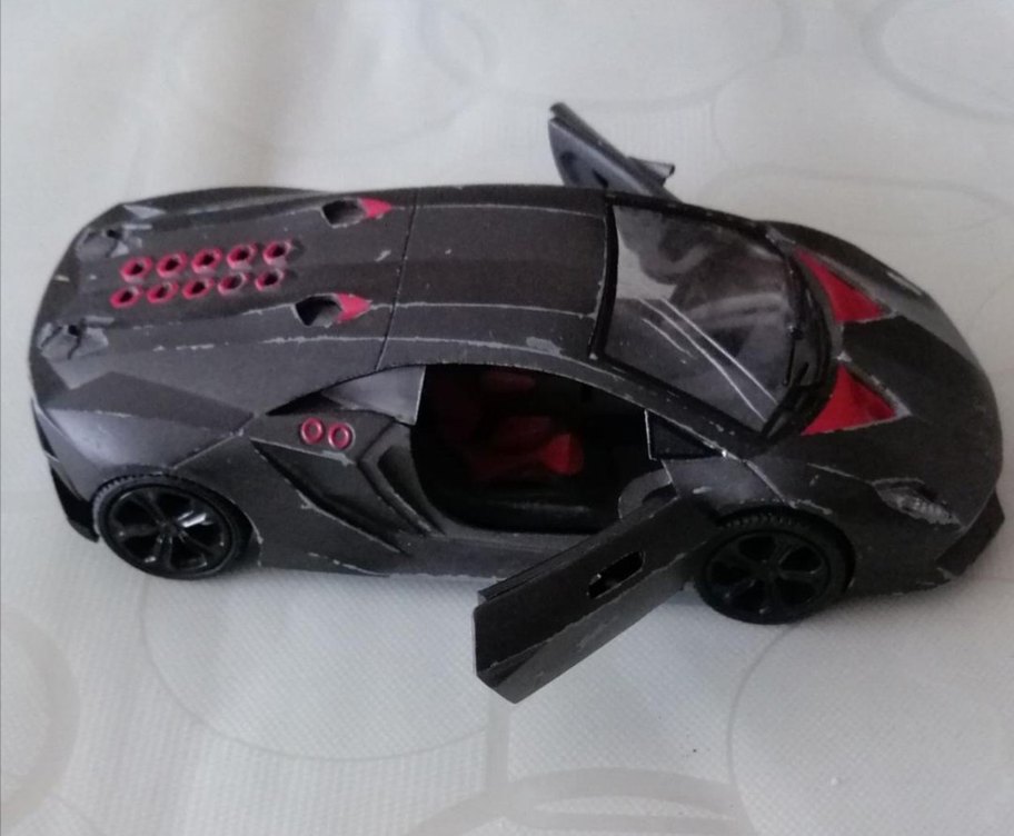 Siyah Lamborghini Spor Araba - Görsel 4