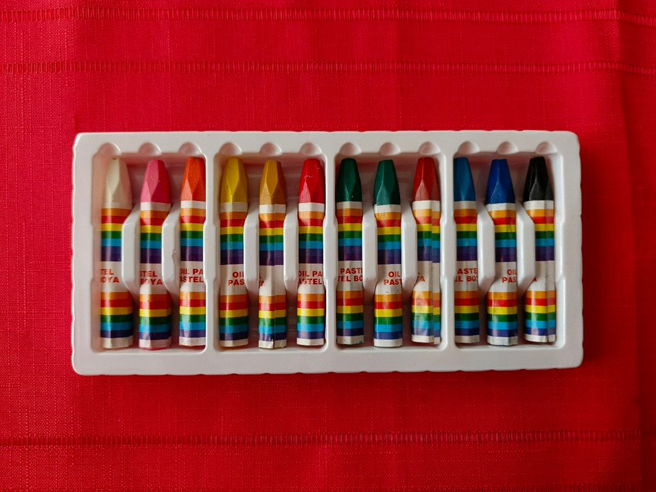 SUBARU 12 Renk Yağlı Pastel Boya Seti - Görsel 3