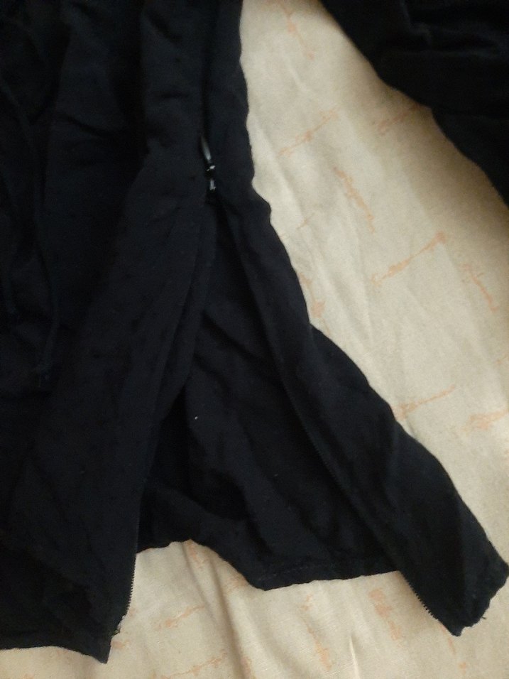 siyah v yaka bluz - Görsel 3