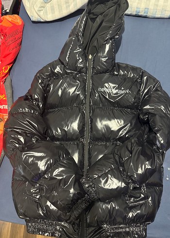 Emporio Armani Mont M Benden 1 Kac Kere Giyildi Cif Tarafli