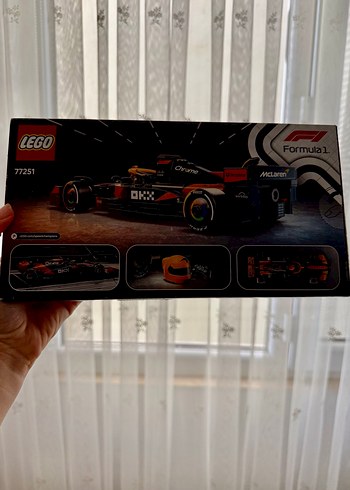 LEGO McLaren Formula 1 Yarış Arabası 269 Parça - Görsel 2