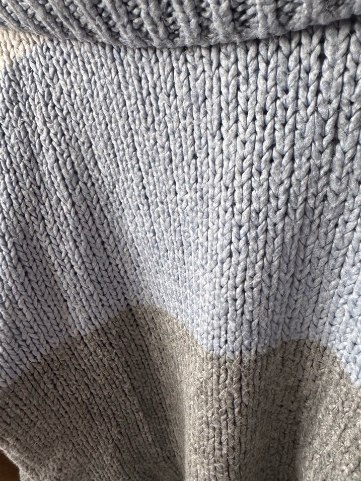 Gri Örgü Boğazlı Kadın Kazak - Görsel 2