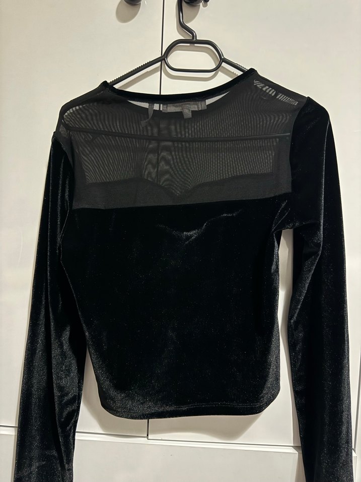 Siyah Kadife Uzun Kollu Gotik Bluz - Görsel 2