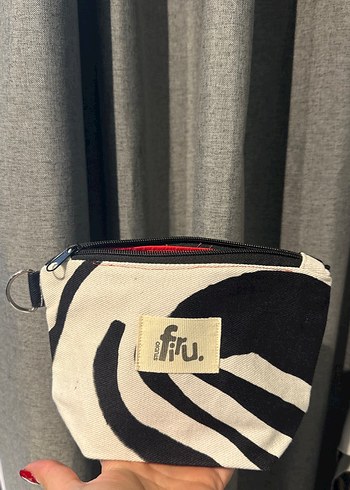 Zebra Desenli Fermuarlı Kadın Makyaj Çantası - Görsel 4