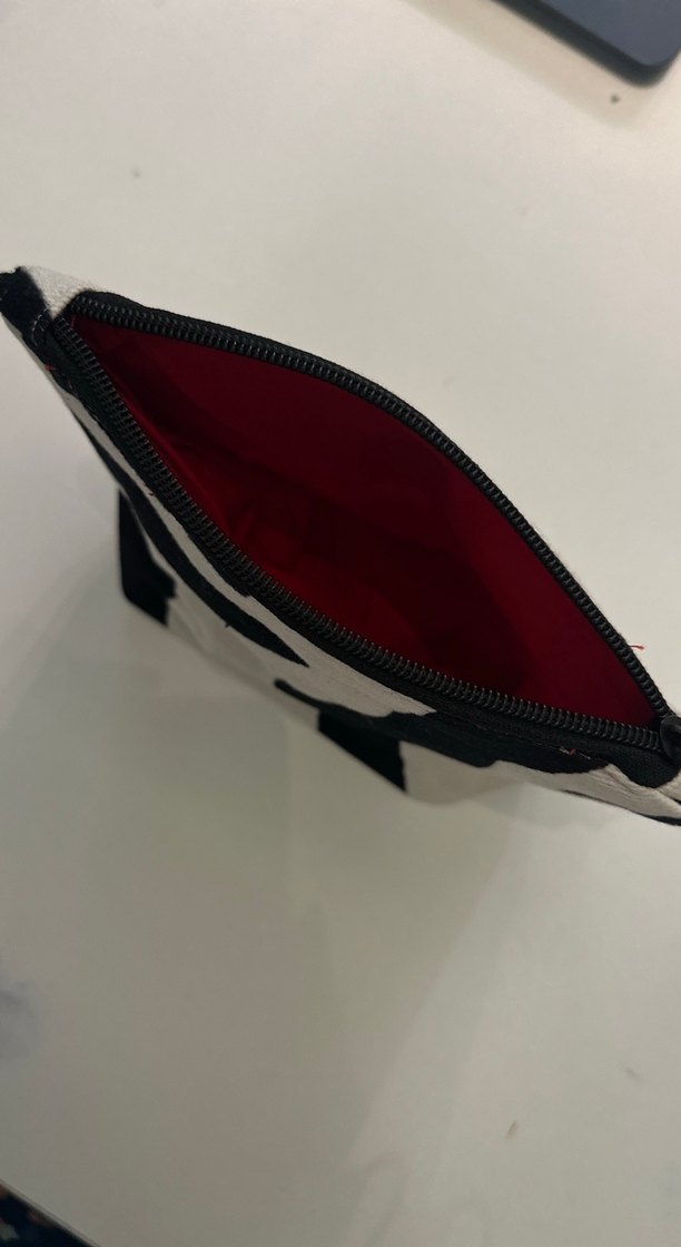 Zebra Desenli Fermuarlı Kadın Makyaj Çantası - Görsel 3