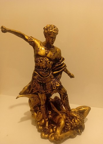 Parlak Altın Renkli Figürin - Görsel 3