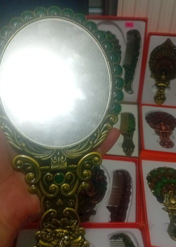 Yeşil Tavuskuşu Desenli Tarak ve Aynalı Set - Görsel 3