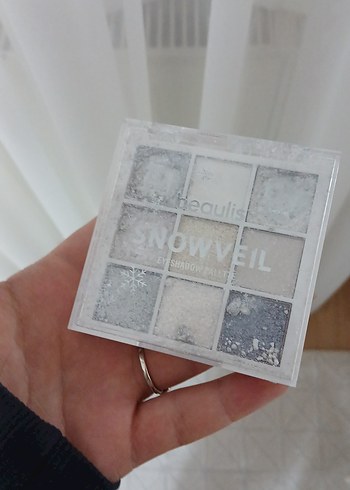 Gri Beyaz Göz Farı Paleti Snowveil - Görsel 2