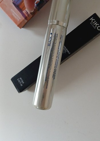 Kiko Milano Unmeasurable Length Maskara 13 ml - Görsel 3
