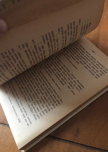 Anneler ve Kızlar - Evan Hunter - Görsel 4