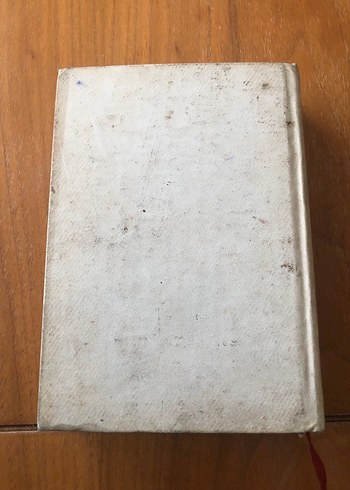 Beyaz Kapaklı Sanat Kitabı - Görsel 2