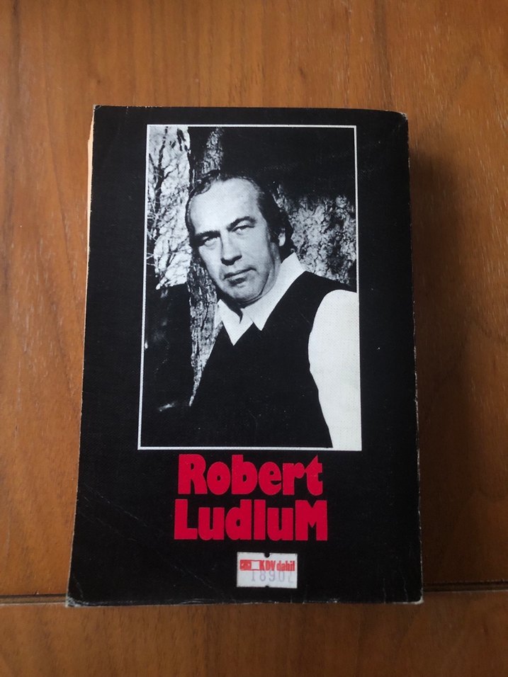 Yemin - Robert Ludlum - Görsel 2
