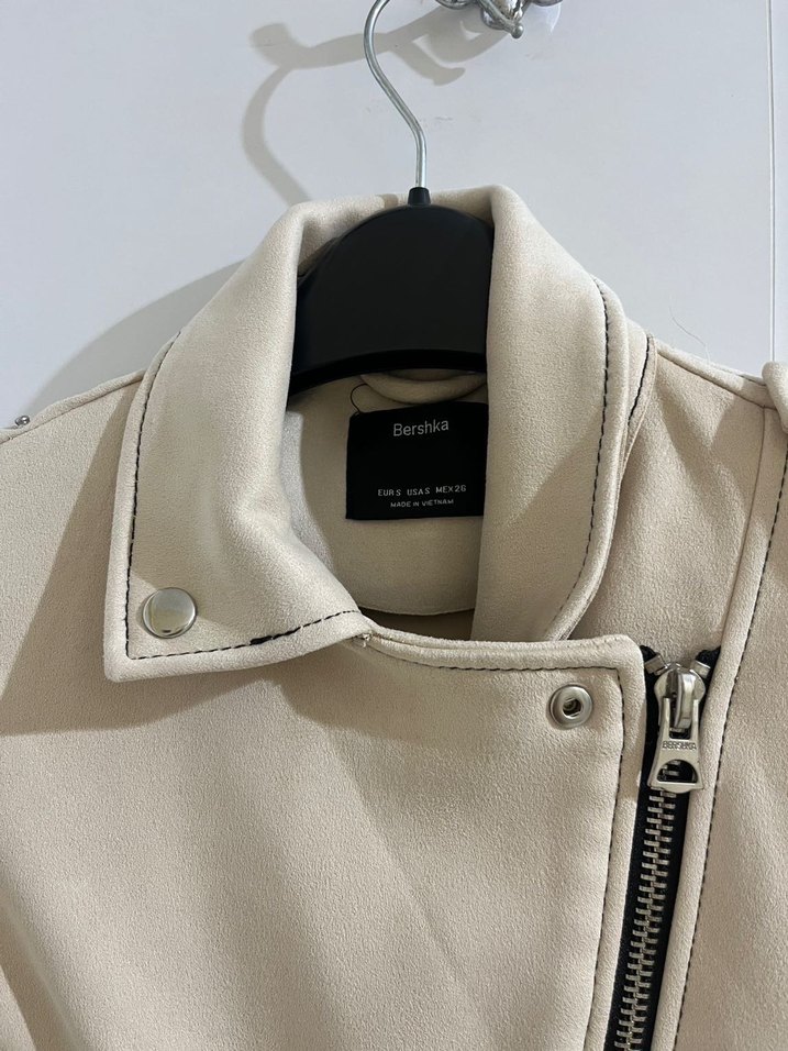 Bej Kemerli Kadın Deri Ceket - Görsel 3