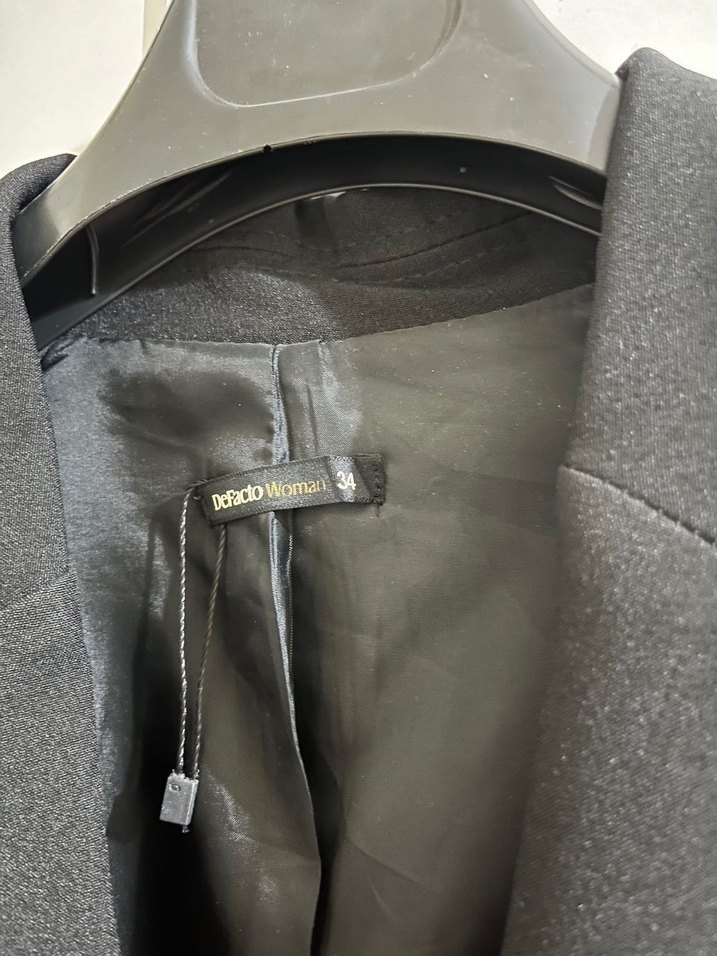 Düğmeli Siyah Mini Kadın Blazer Ceket - Görsel 2