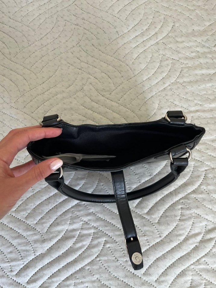 Klasik Siyah Deri Kadın Çanta - Görsel 3