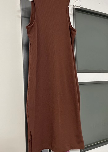 Kahverengi yırtmaçlı Elbise - Görsel 2