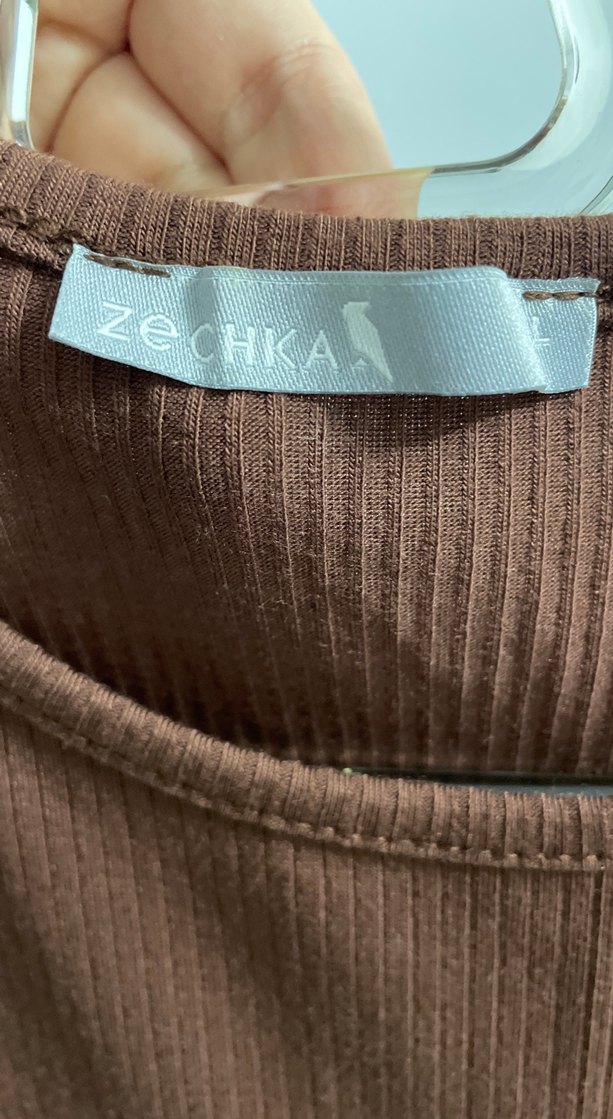 Kahverengi yırtmaçlı Elbise - Görsel 3