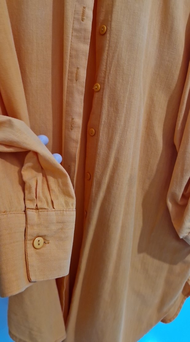 Turuncu Düğmeli Uzun Kollu Keten Gömlek - Görsel 3