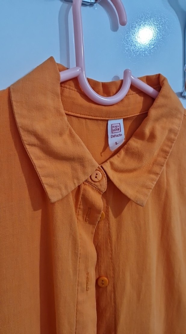 Turuncu Düğmeli Uzun Kollu Keten Gömlek - Görsel 4