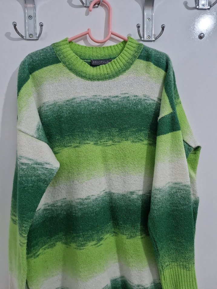 Desenli Yeşil Triko Kazak - Görsel 2