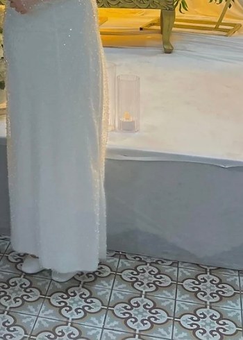 Uzun Kollu Drapeli Straplez Beyaz Nişan Elbisesi - Görsel 2