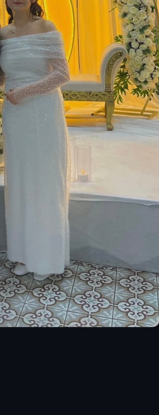 Uzun Kollu Drapeli Straplez Beyaz Nişan Elbisesi - Görsel 2