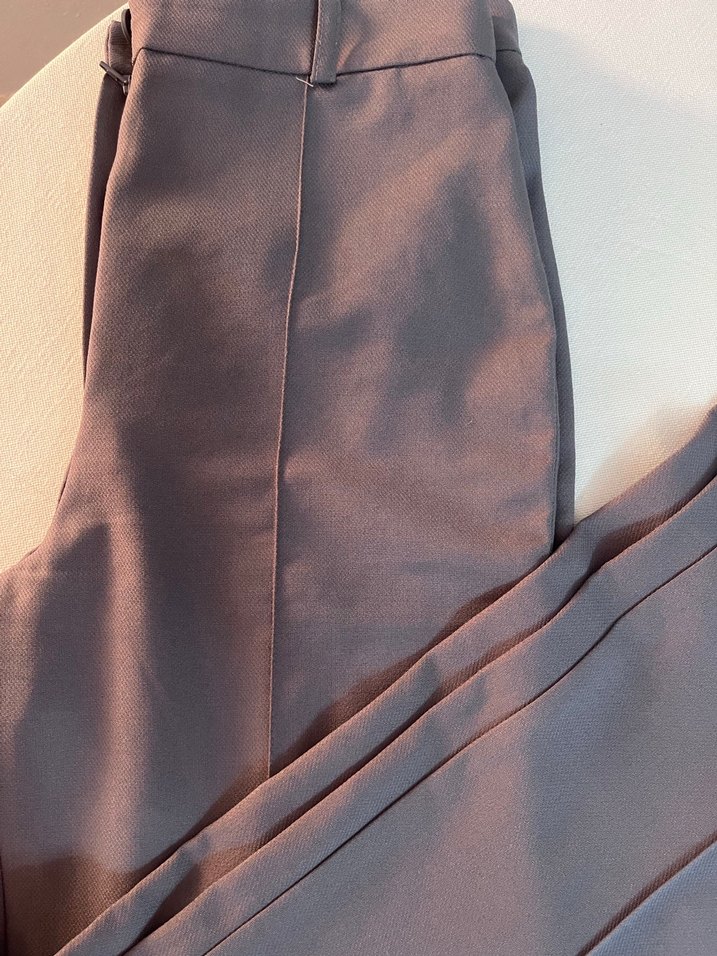 Gri renktedir - Görsel 2