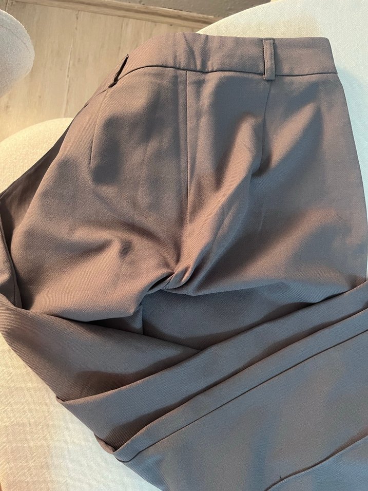 Gri renktedir - Görsel 3