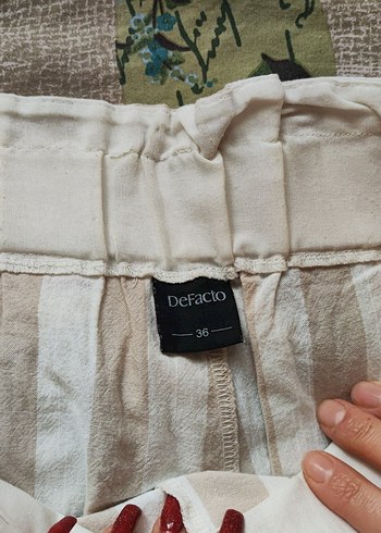 Kemerli Bej Keten Mini Şort - Görsel 2