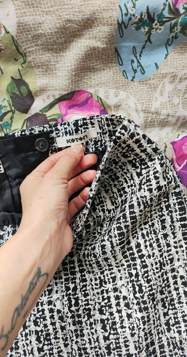 Desenli Gri Mini Örgü Etek - Görsel 2