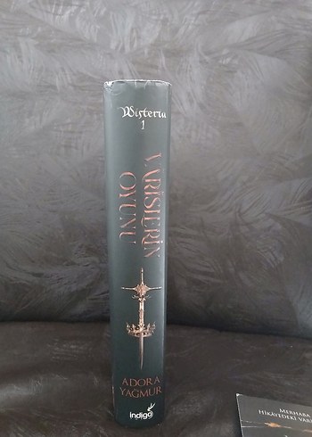 Varislerin Oyunu - Adora Yağmur - Görsel 4