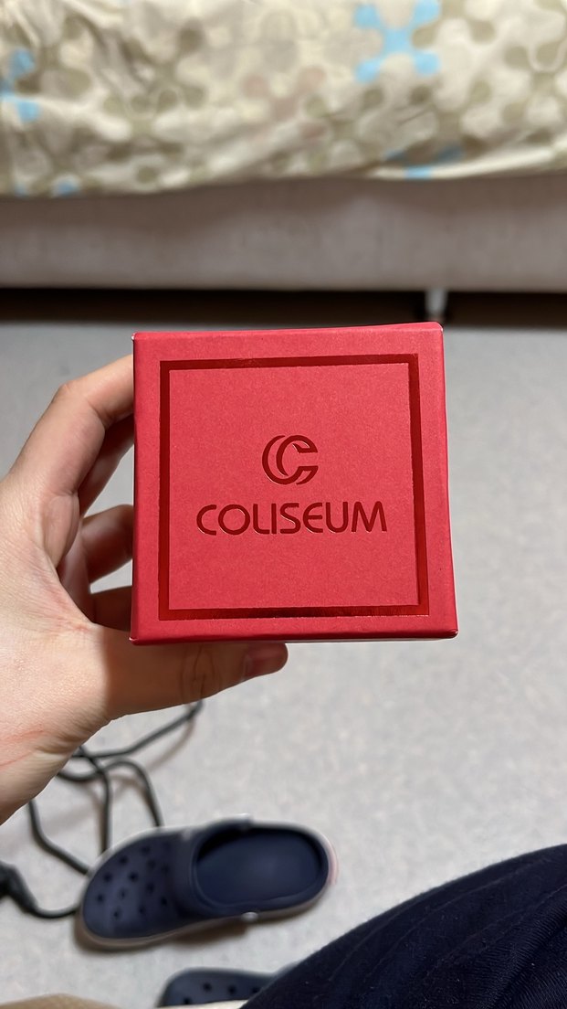 Altın Renkli Kadın Kol Saati - Görsel 2