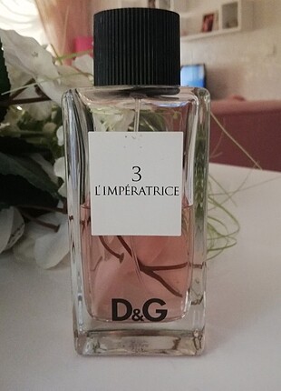 Dolce Gabbana l'imperatrice ve mochino 