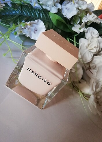 Narciso Rodriguez poudre edp orjinal parfüm. 