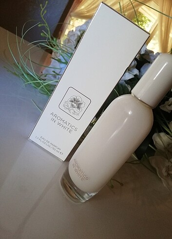 Beden Renk Clinique aromatik in white edp orjinal parfüm.