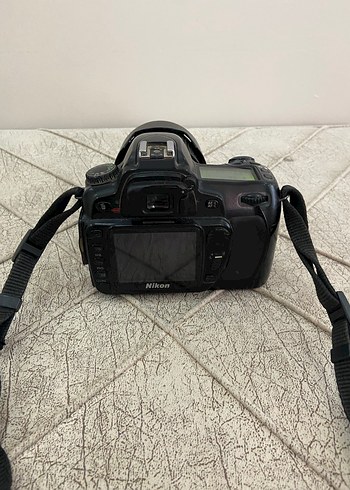 Nikon D80 Siyah Dijital Fotoğraf makinesi 18/135 lens - Görsel 3