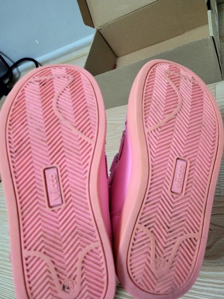 Kız Çocuk Pembe Cırtlı Spor Ayakkabı - Görsel 4