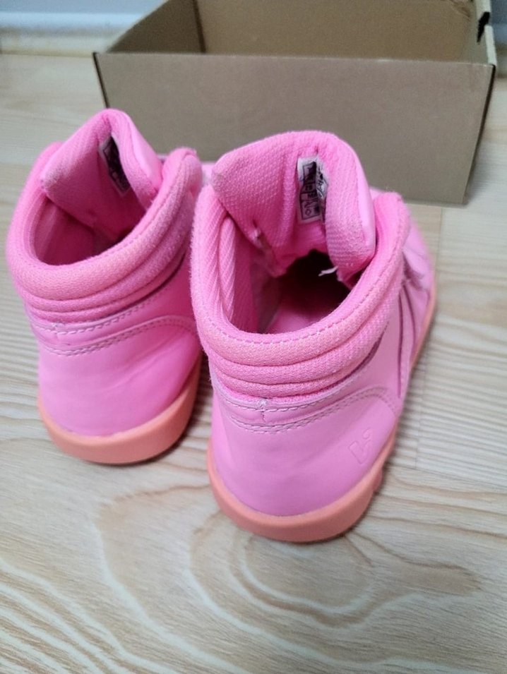 Kız Çocuk Pembe Cırtlı Spor Ayakkabı - Görsel 3