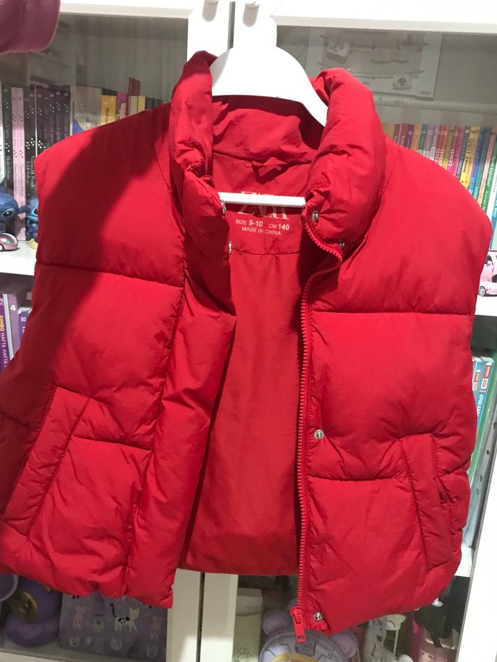 Zara Kırmızı Puf Yelek - Görsel 2
