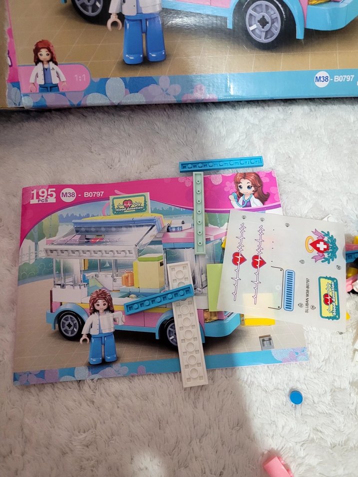 Sluban Kızlar için Pastel Renkli Lego Seti - Görsel 2