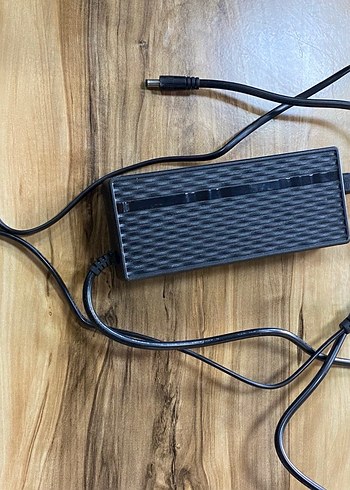 FCBIKE Siyah Elektrikli Bisiklet Bataryası ve Şarj Aleti - Görsel 3