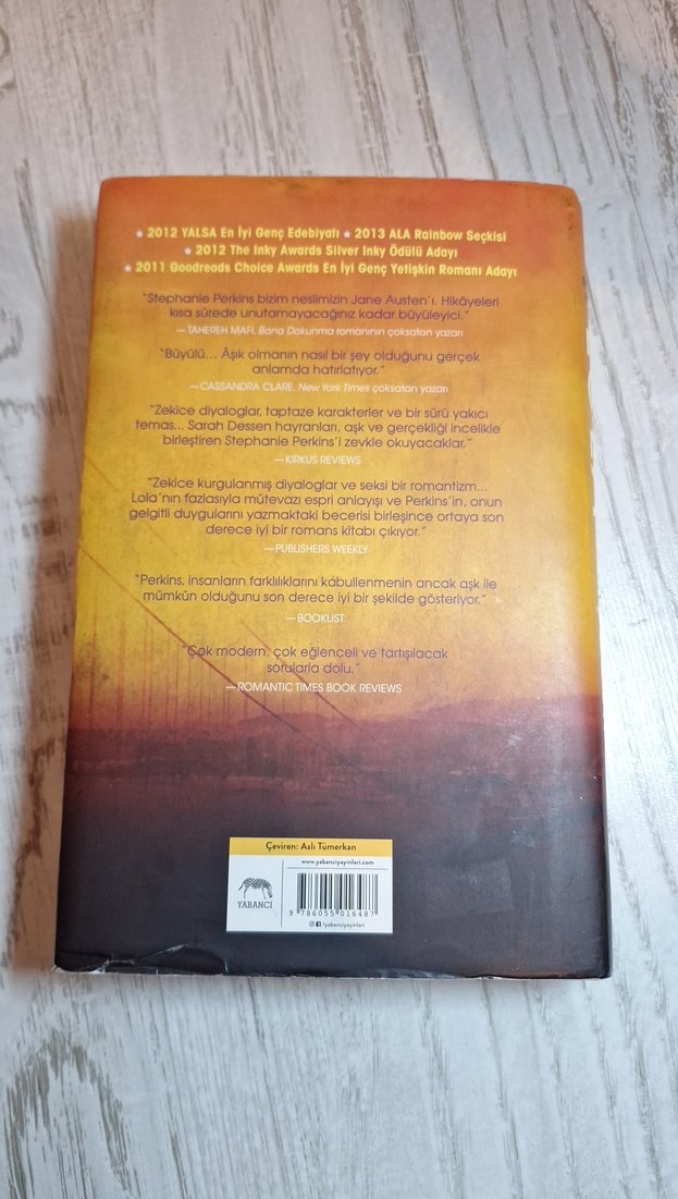 Lola ve Komşu Çocuk - Stephanie Perkins - Görsel 2